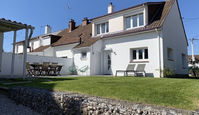 Maison Lumineuse Avec Jardin & Parking Clos