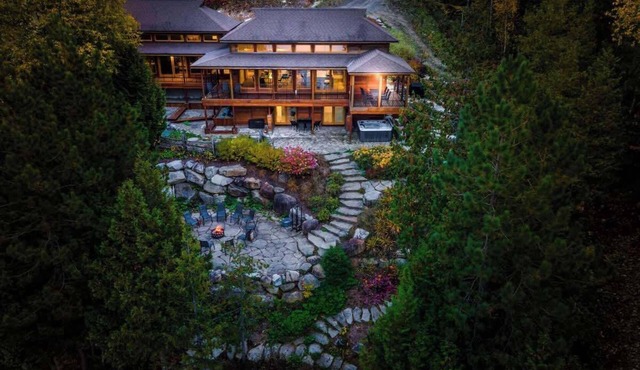 Maison Lux | Luxury chalet with spa by the lake