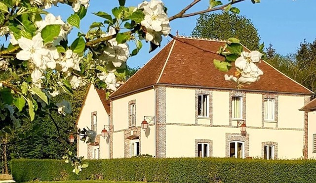 Maison Maitre in the heart of nature for 38 people