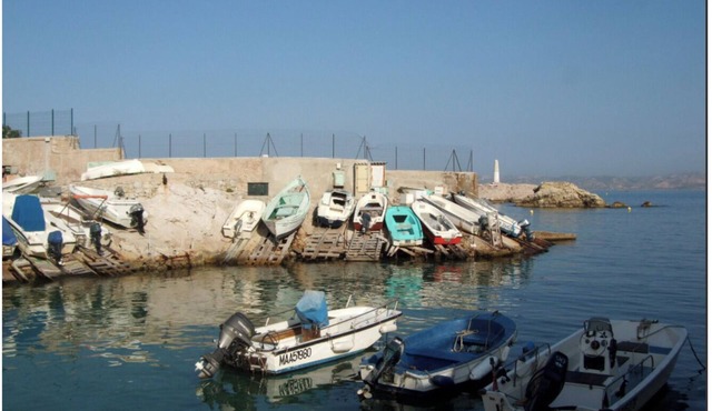 Maison Malmousque, feet in the water