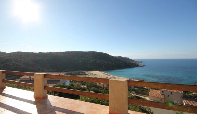 Maison Maquis - the view, the silence, the sea