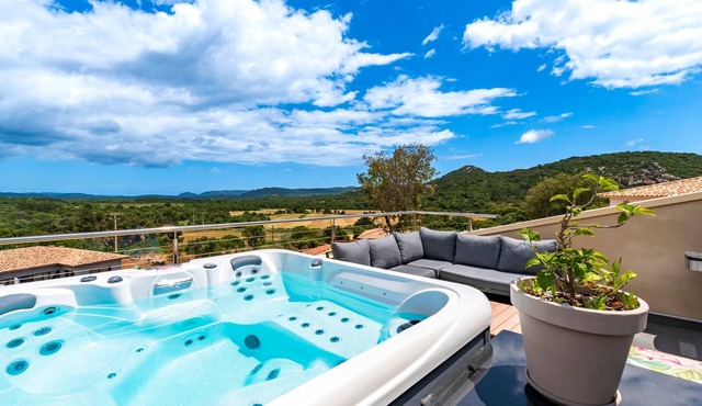 Maison Mawie - Vue montagne, piscine & jacuzzi