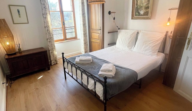 Maison Mayeras - In the heart of the village - Near Lac de St Pardoux