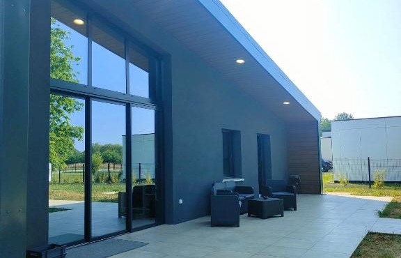 Maison moderne a 1km du circuit des 24h du mans