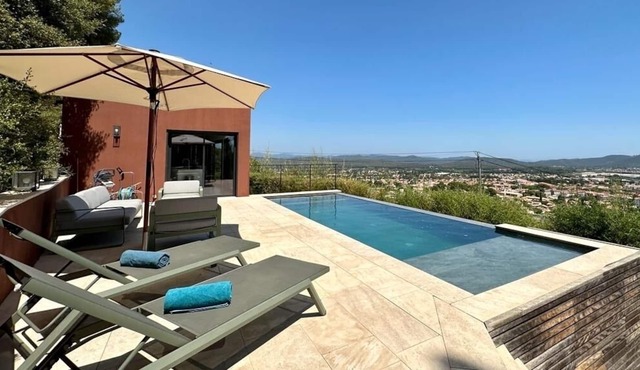 Maison Moderne Avec vue Imprenable, Piscine et Jardin