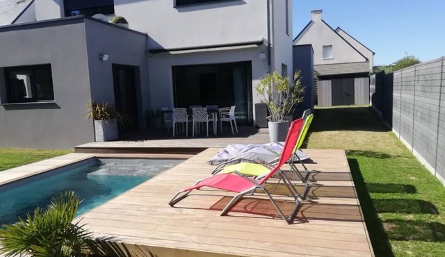 Maison Moderne Avec Piscine Chauffée, à 1km de L'avenue de Gaulle à La Baule