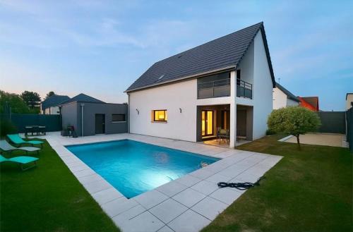 Maison moderne piscine & pétanque - 10 min colmar