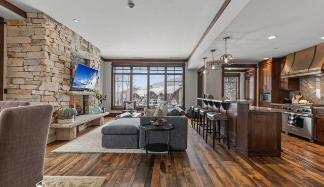 Maison Moose | Ski-In/Ski-Out Luxury Deer Valley Condo at Arrowleaf | A Nestique Property