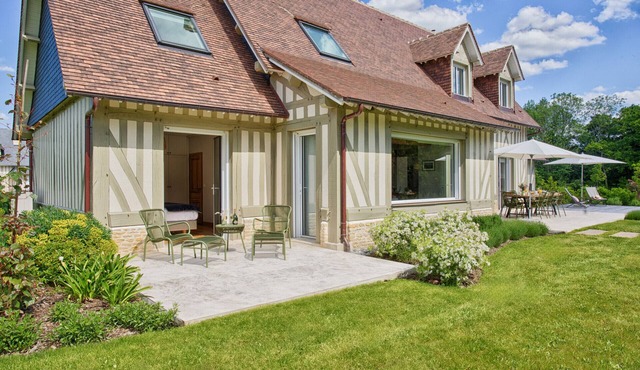 Maison Morny - Prestigious Norman house in a magnificent property