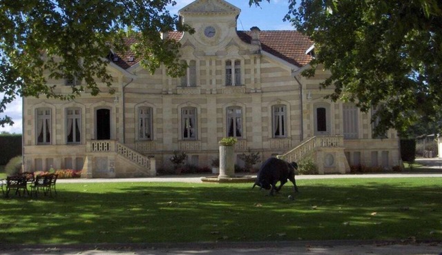 "Maison Moulis en Medoc"