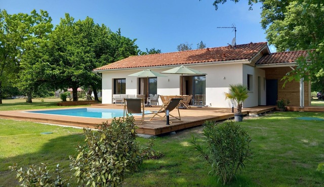 Maison Neuve Avec Piscine Chauffée, 4kms de Contis