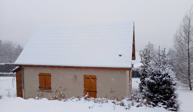 MAISON NEUVE * A 1KM DU LAC CHAMBON