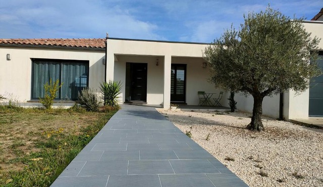 Maison neuve contemporaine proche Carcassonne, spacieuse, belle vue