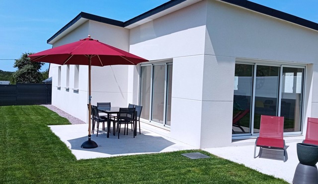 Maison Neuve de 2023, Plain Pied, 2 Chambres, à 10 Minutes à Pied de la Plage