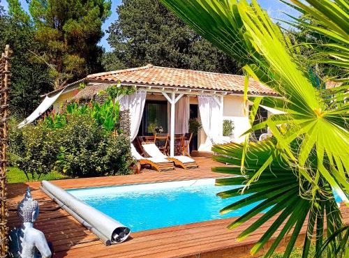 Maison neuve et chaleureuse