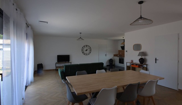 Maison Noé (New Villa) Spacious near the center Fully air-conditioned