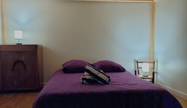 Maison Normande Spacieuse en Bord de mer et Forêt