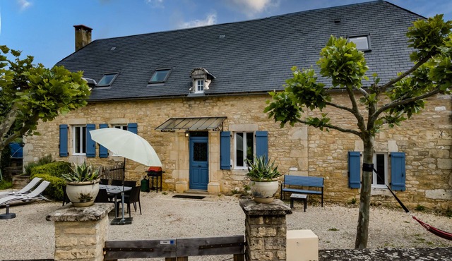 Maison Périgourdine de Caractère, Piscine, Située au Calme Près Sarlat-la-canéda
