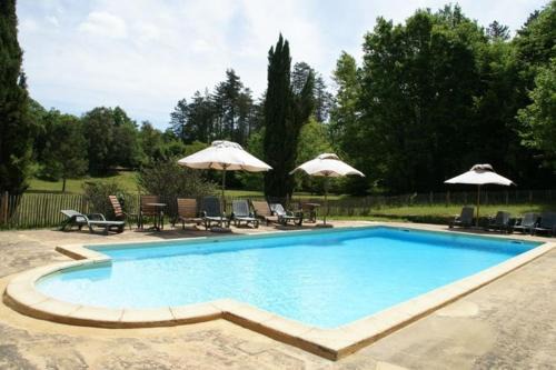 Maison périgourdine de charme avec piscine