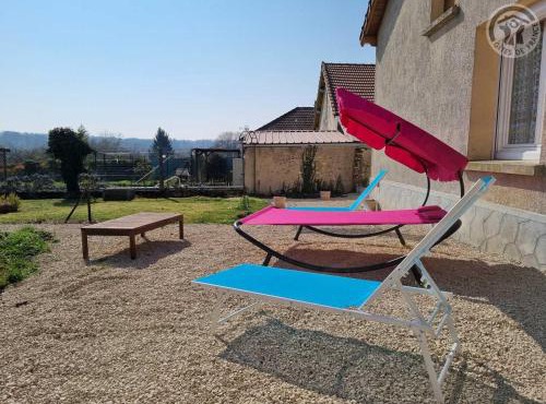 Maison paisible avec jardin, animaux bienvenus, parking privé - FR-1-532-21