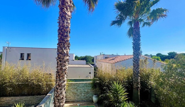 Maison Palmeraie Avec Jardin et Piscine