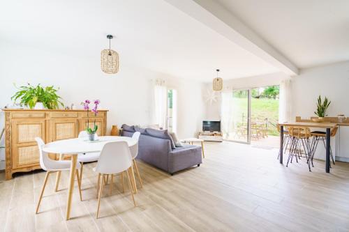 Maison Pentzean Proche Thermes Cambo