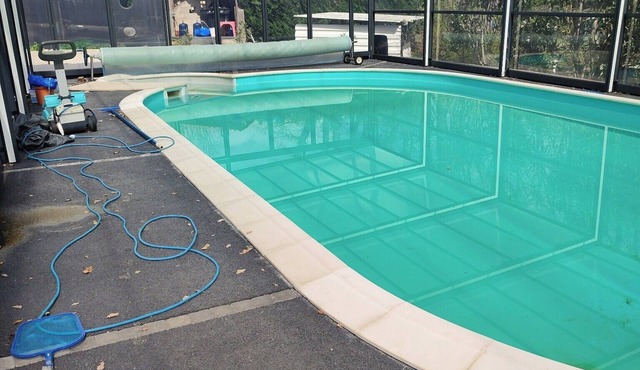 Maison Piscine Chauffée Calme Avec Bois