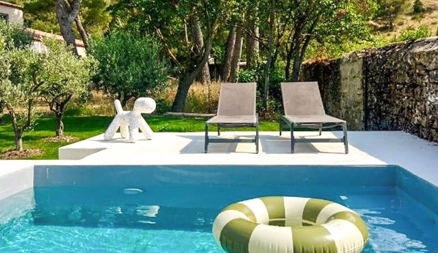 Maison piscine proche Alpilles