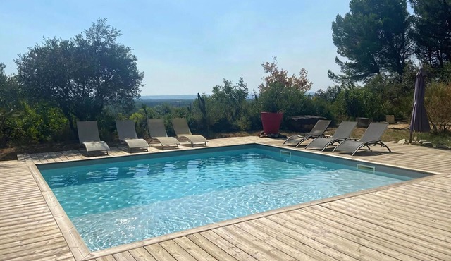 Maison piscine proche Alpilles