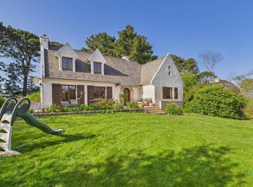 Maison pour 10 avec grand jardin à 250m de la mer