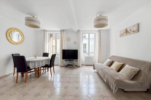 Maison proche aéroport CDG, lumineuse et spacieuse