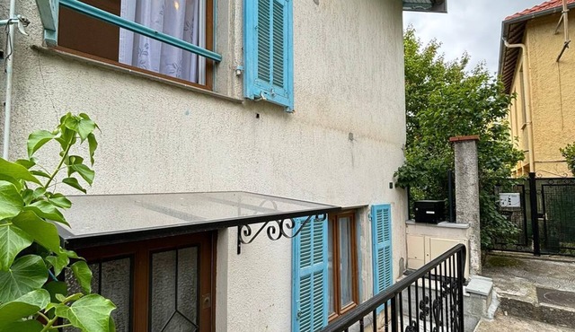 Maison Provençale Avec Terrasse