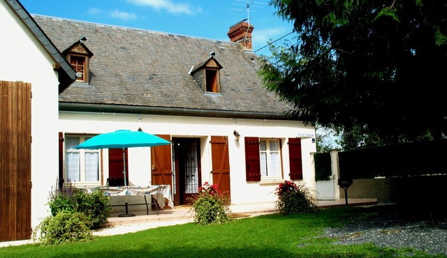 Maison Pyrénées, 3*, south-facing, Mosquito nets, Fibre, Livebox, 2Tv, Enclosed park.