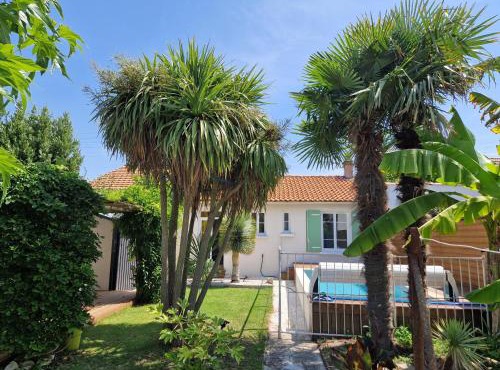 Maison rénovée avec piscine, jardin clos et terrasse, à 5 min de la plage et des commerces - FR-1-706-5