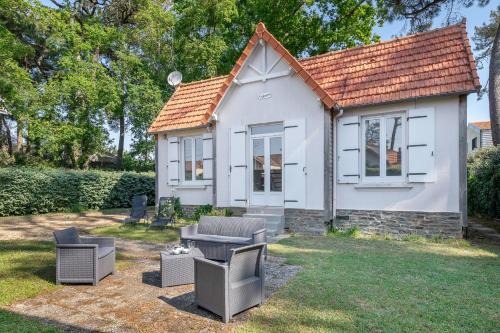 Maison rénovée pour 8 - 200m Tharon plage