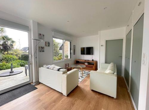 Maison rénovée avec charme, proche des plages