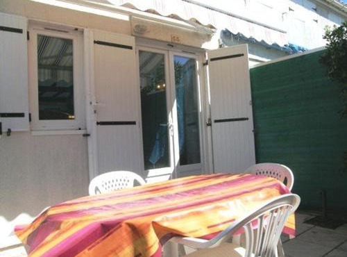 Maison rénovée proche plage, quartier calme, parking privé, animaux acceptés - FR-1-387-108