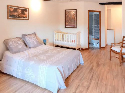 Maison Renaissance avec vue imprenable sur Caunes-Minervois