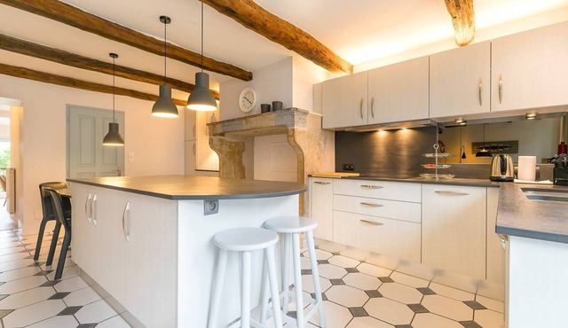 Maison Saint Agnan - au coeur du village - SR Loc