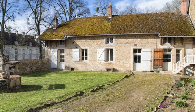 Maison Seguin du Château de Commarin