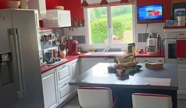 Maison Située Dans un Endroit Calme et Bucolique