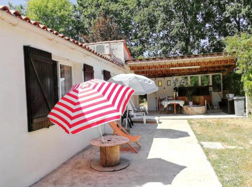 Maison spacieuse à Venansault avec jardin et terrasse