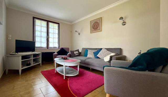 Maison Spacieuse au Calme