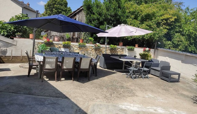 Maison Spacieuse au Centre Ville de Bourges , Près de la Cathédrale, Marais
