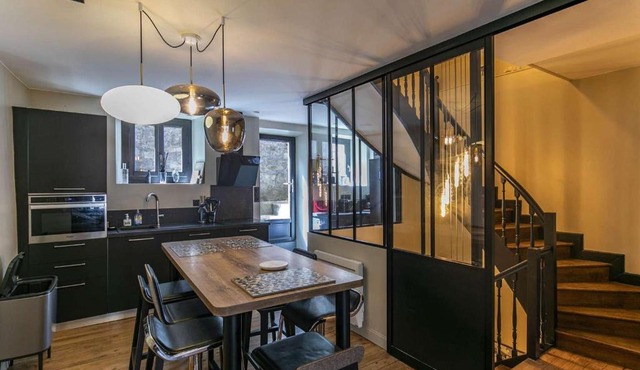 Maison spacieuse au centre de Cauterets, avec terrasse, garage, et proche commodités et télécabines. - FR-1-401-260