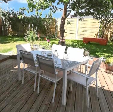 Maison spacieuse à Le Vivier-sur-Mer, proches des commodités