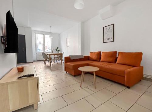 Maison spacieuse, proche commodités & transports