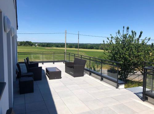 Maison spacieuse proche de Baden avec jardin et terrasse