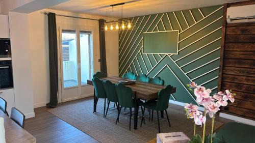 Maison standing 5 chambres Jardin et Garage