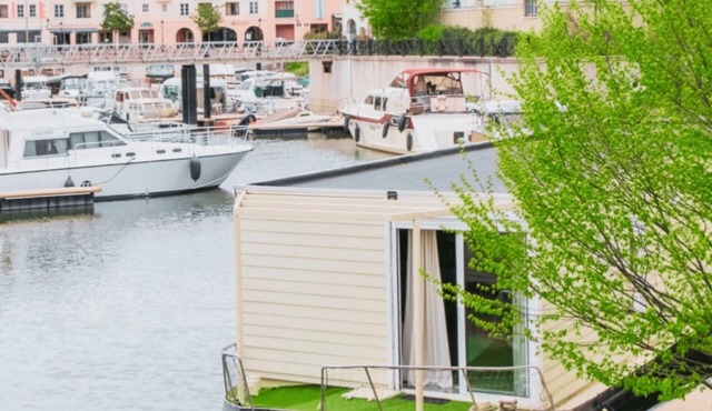 Maison sur L'eau à 4ominutes de Paris